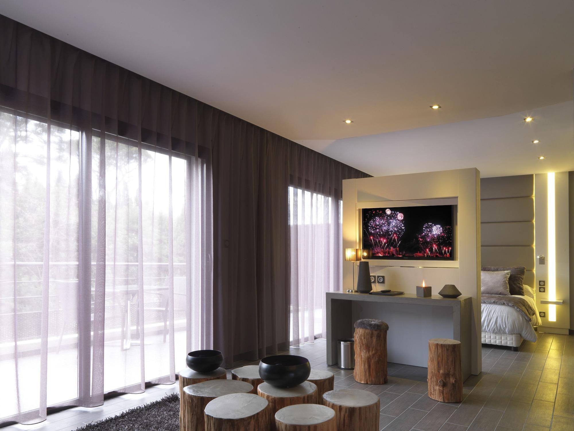 Hotel Le Parc - La Table De Franck Putelat 卡尔卡松 外观 照片