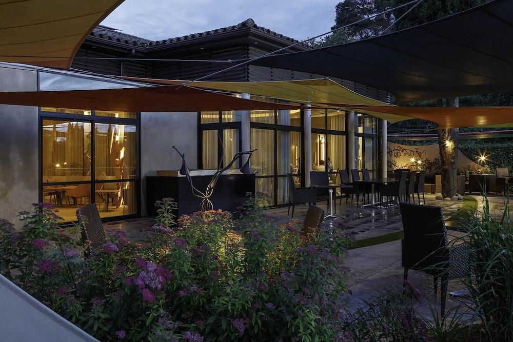 Hotel Le Parc - La Table De Franck Putelat 卡尔卡松 外观 照片